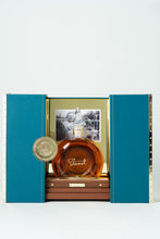 Load image into Gallery viewer, Papa's Pilar Ernest